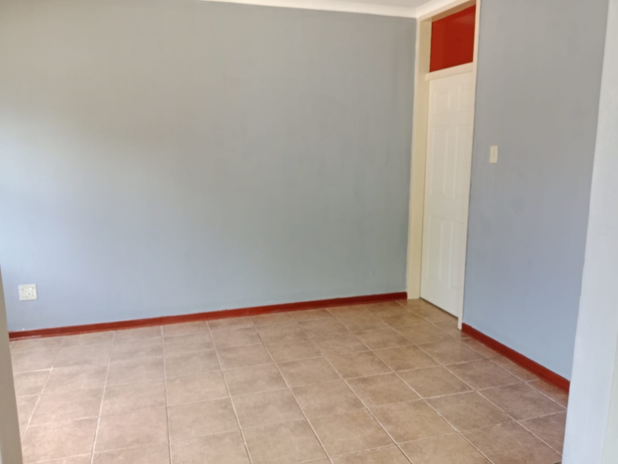 To Let 3 Bedroom Property for Rent in Riebeeckstad Free State